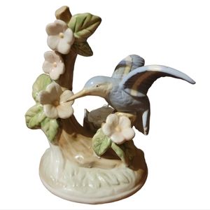 Vtg ANCO Porcelain Hummingbird on a Floral Branch Candle Holder Figurine.